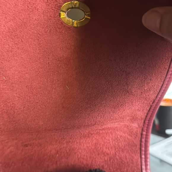 Coach 7 5/8 Vintage flap bag in mint condition wide and strap 21.5 inches long. - Picture 6 of 16